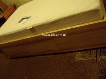 Кровать деревянная Вираж