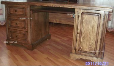 стол деревянный офисный Гаролин